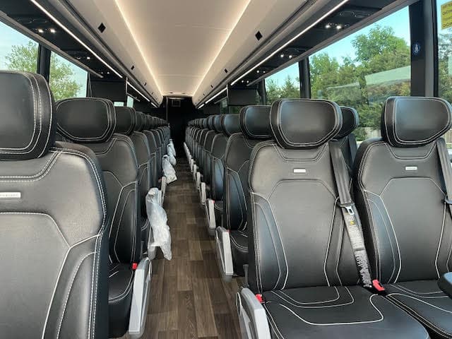 Prevost H3-45 cabin with high-back reclining seats